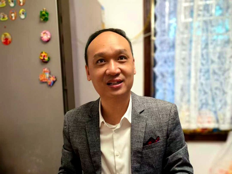 倍特丽建材曾毅辉生活照